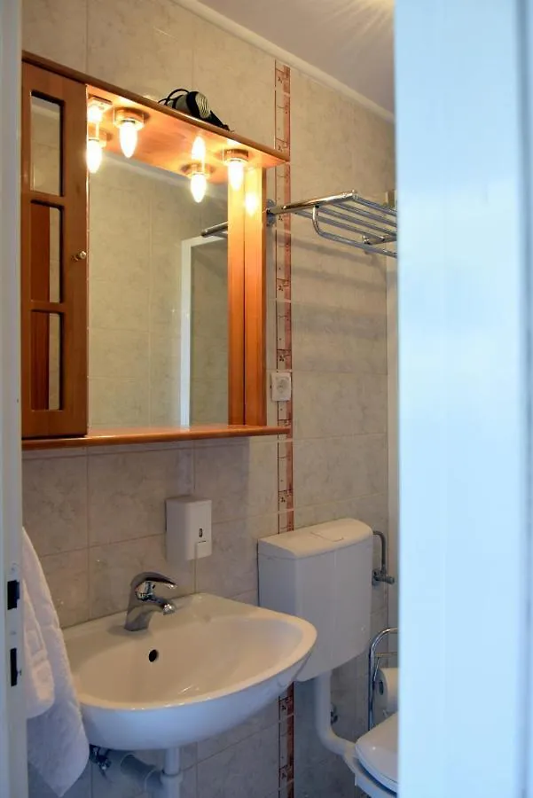 Appartamento Miramar Gardenn Apartmment Banjol